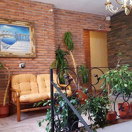 Livia Szálloda Tirana