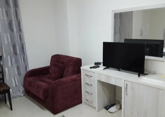 Livia 3* Tirana