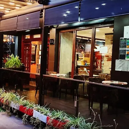 Szálloda Livia 3*