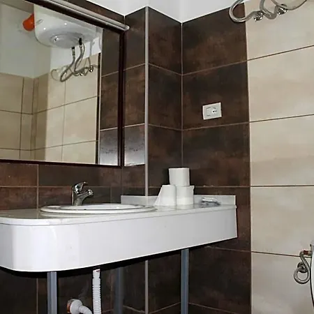Livia Hotel