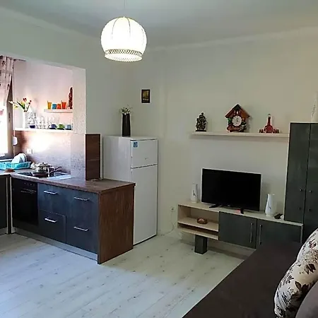 Livia 3* Tirana