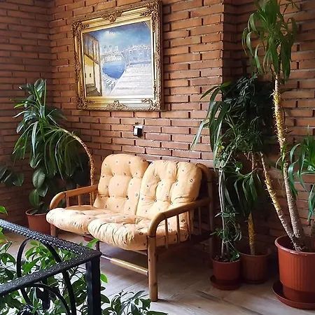 Livia Szálloda Tirana