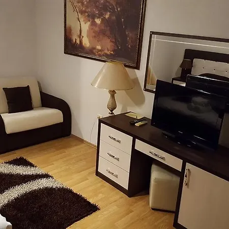 Отель Livia