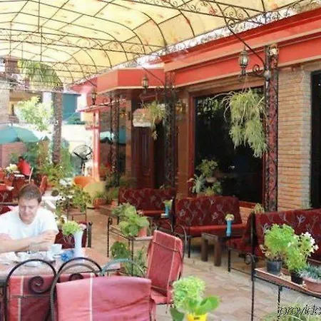 Hotel Livia Tirana